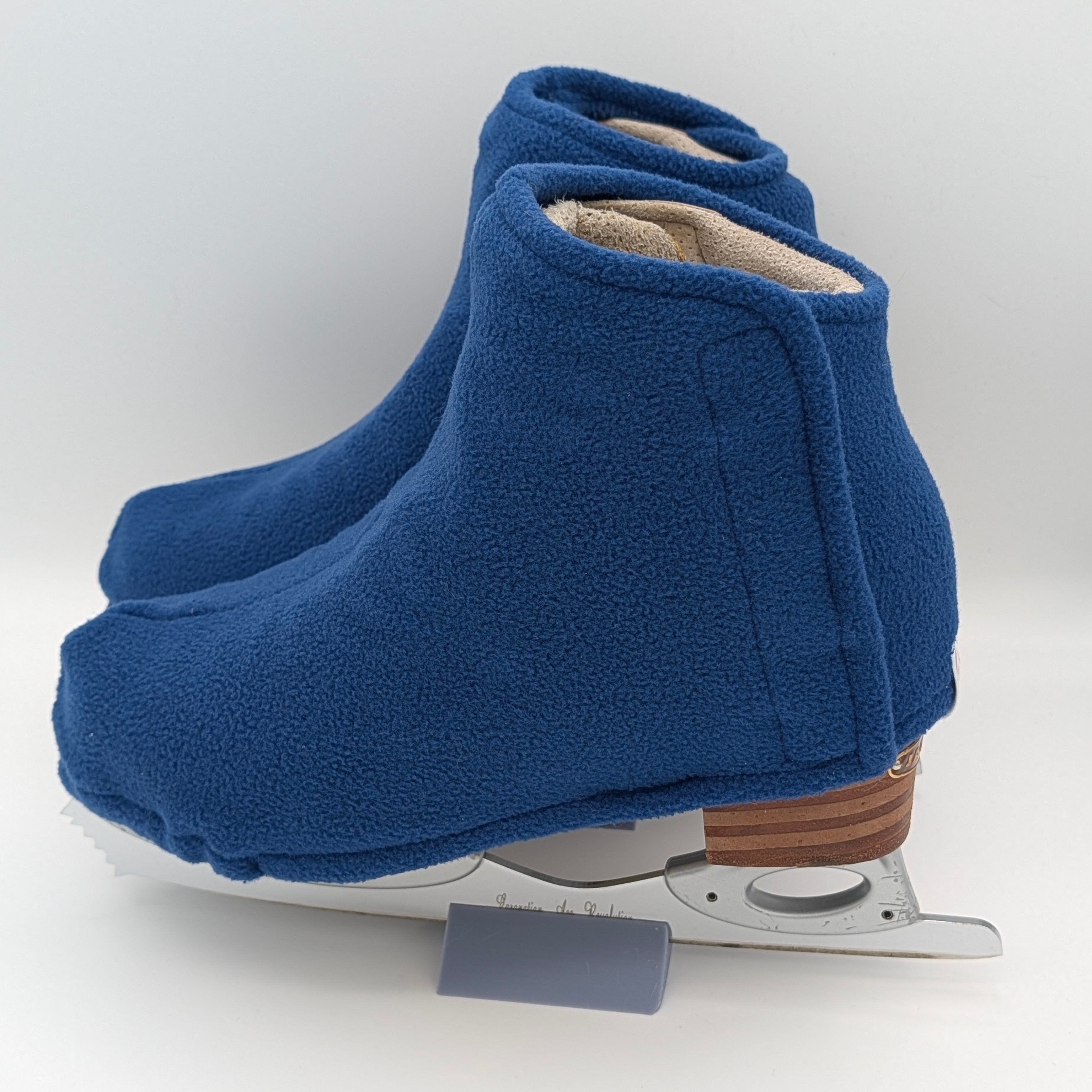 Fleece Skate Cozy